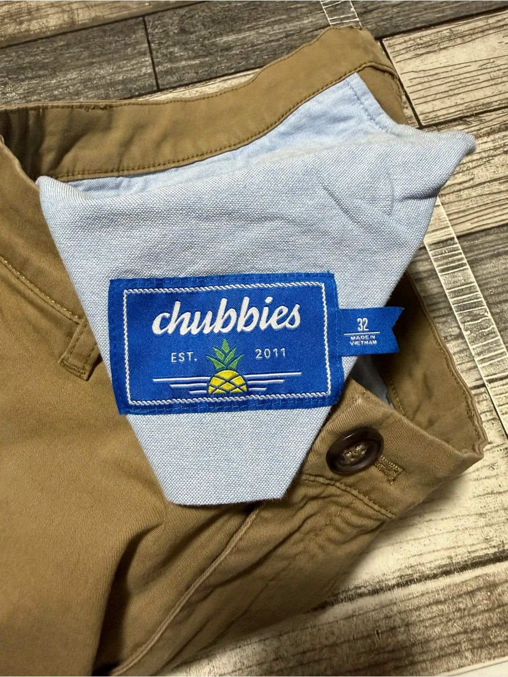 Chubbies 5.5 Inch Chino Twill Shorts Men’s 32 Brown Tan Stretch